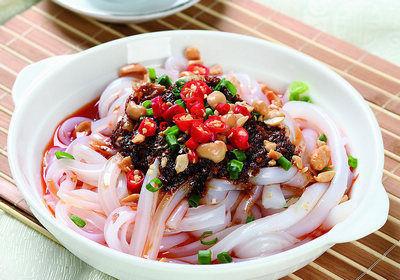 舌尖上的旅行 吃貨必吃的十大小吃 看看有沒(méi)有你家鄉(xiāng)的